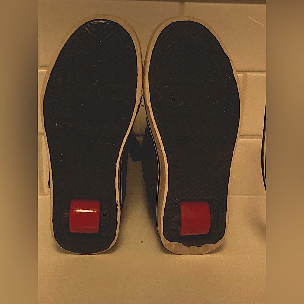 Red and black heels used size 3